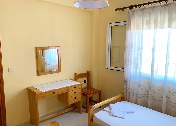 Spiros - Agios Gordios Beach, Corfu, Greece Apartament Agios Gordios (Corfu)